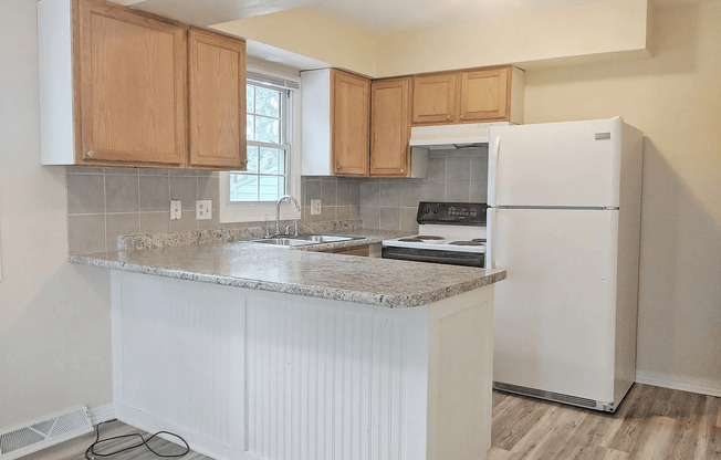 4801/4803 SW 14th Street