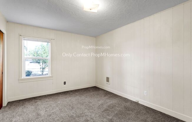 3 beds, 1 bath, $2,099