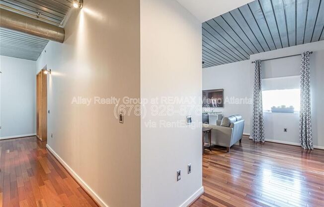 2 beds, 2 baths, 1,194 sqft, $2,700, Unit Unit 411