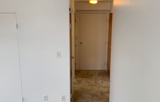 1 bed, 1 bath, 690 sqft, $765, Unit 617