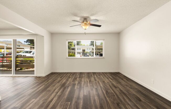 2 beds, 1 bath, 907 sqft, $1,545, Unit 068