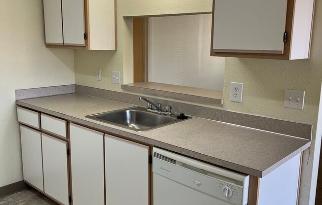 1 bed, 1 bath, 760 sqft, $1,450, Unit 132