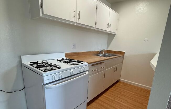 1 bed, 1 bath, 525 sqft, $1,795, Unit 9181-9