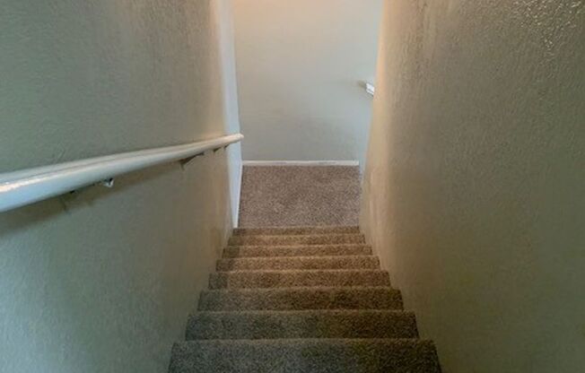 2 beds, 1.5 baths, 920 sqft, $1,495, Unit 64