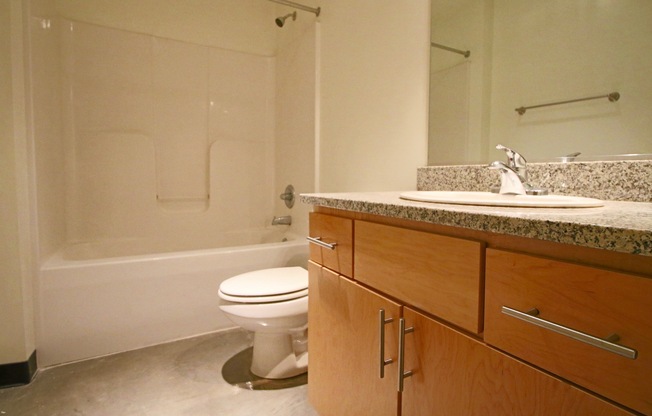 1 bed, 1 bath, 644 sqft, $1,425, Unit APT 1M