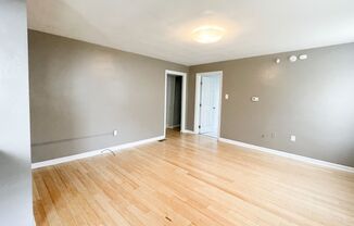 2 beds, 2 baths, $1,650, Unit Bottom
