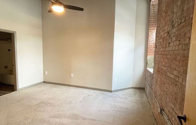 1 bed, 1 bath, 780 sqft, $1,450, Unit 302