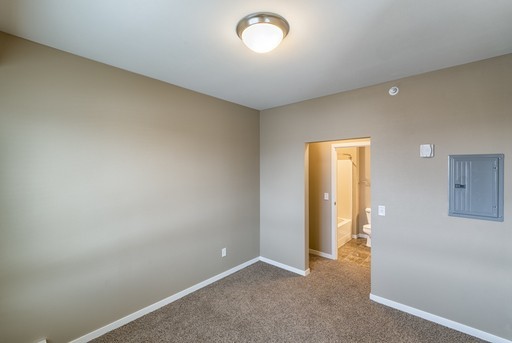 Studio, 1 bath, 627 sqft, $1,000, Unit 208