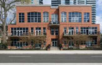 1 bedroom 1 bath condo Prime Midtown location