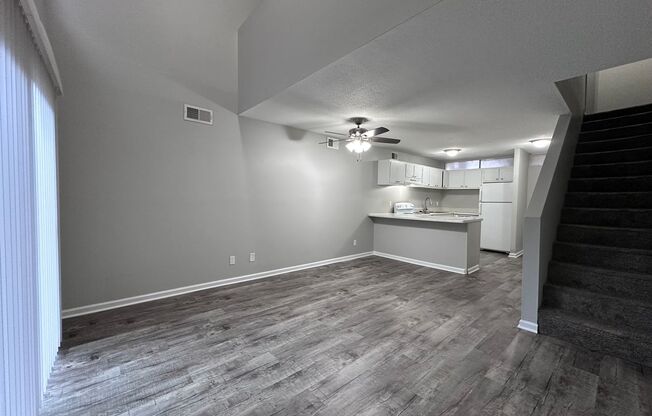 1 bed, 1 bath, 790 sqft, $1,198, Unit 15H