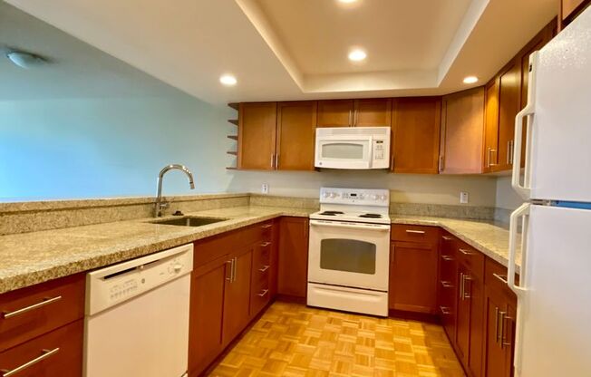 2 beds, 2 baths, 1,031 sqft, $2,695, Unit 102