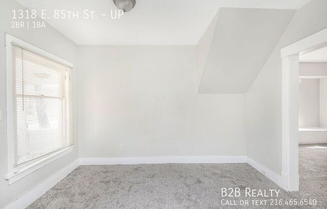 1318 E 85 ST