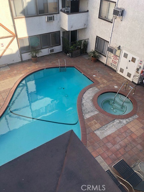 1 bed, 1 bath, 661 sqft, $1,800, Unit 332