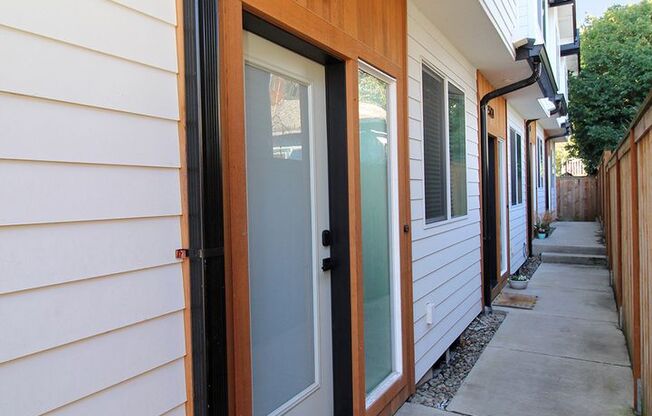 Modern Comfort & Style in Recently Constructed 2 Bed/2.5 Bath Townhome, Located in Vibrant John's Landing