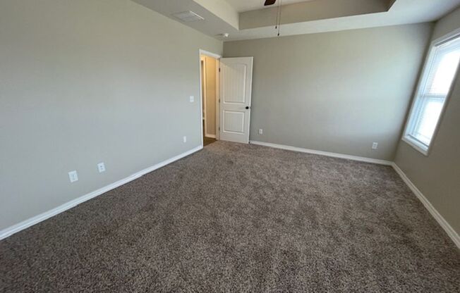 3 beds, 2 baths, $2,100