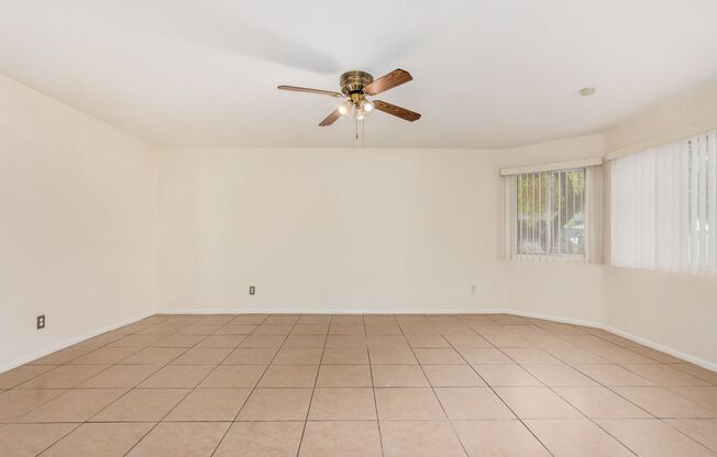 2409 W Cortez Ave,  Charming 3 Bedroom Home