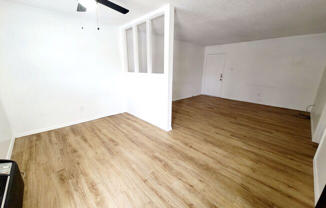 1 bed, 1 bath, 750 sqft, $650, Unit 2