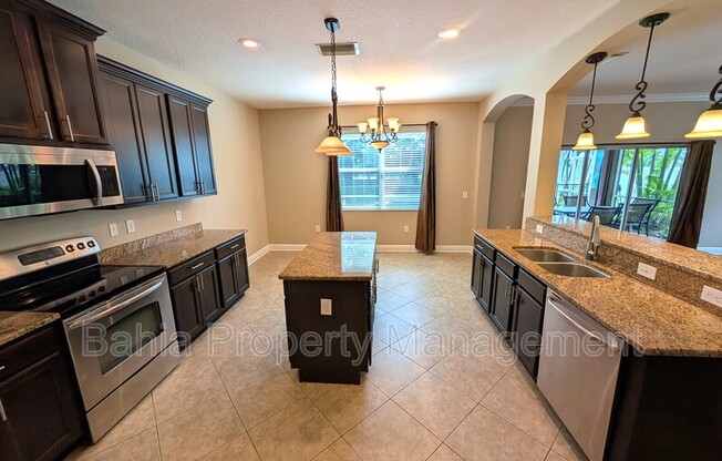 7714 LANDCARE LN