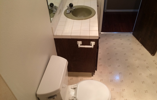 2 beds, 2 baths, 1,200 sqft, $1,895, Unit 5821