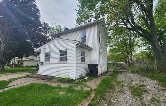 2 Bedroom House in Rock Island