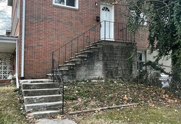 1014 Cedarcroft Road