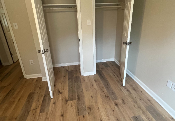 17 GREENBRIAR