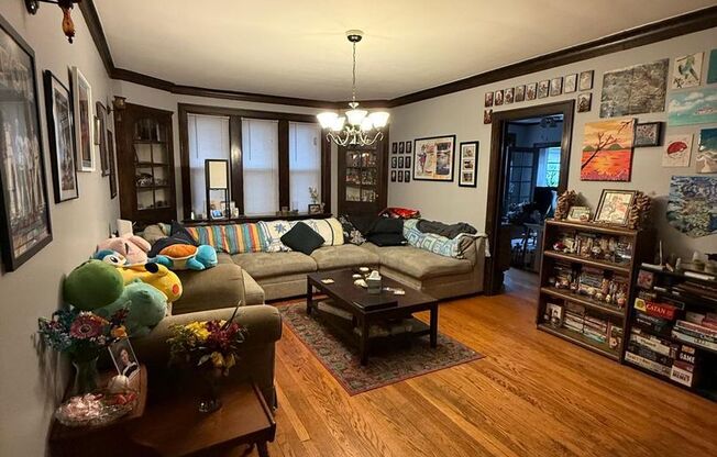 4515 WOLCOTT