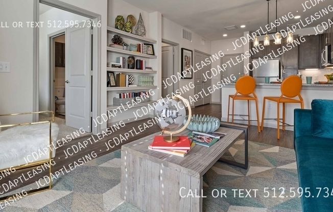 2405 Montopolis Dr