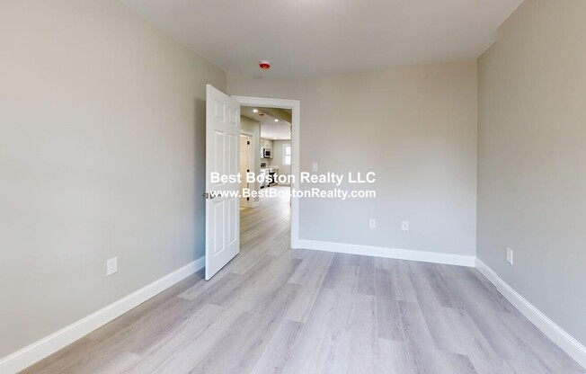 3 HARRIS RD