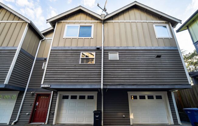 Nice 3 beds / 3.5 baths Townhouse in Greenwood/NW Seattle!