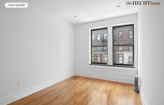 323 LINCOLN PL