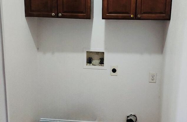 Beautiful 4-Bedroom Home with Pool in Carrollton – $2,700/Month