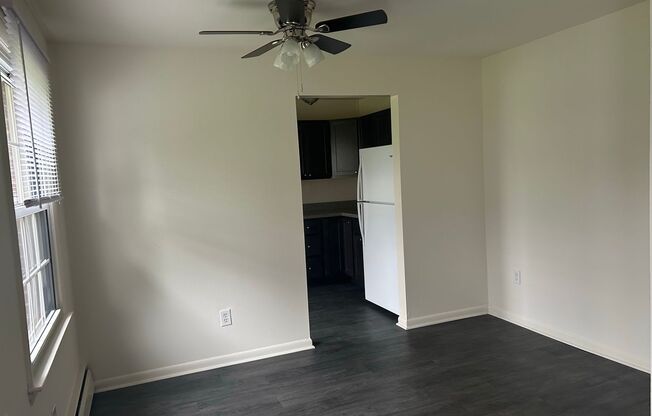 2 beds, 1 bath, 900 sqft, $1,770, Unit 00 - O- 3