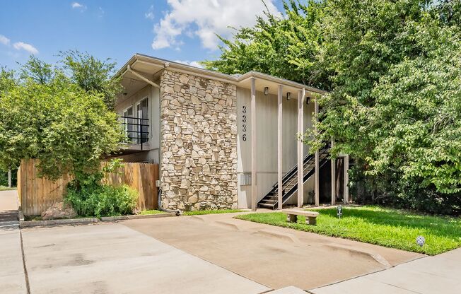 Fully Remodeled 1 Bed / 1 Bath in the Heart of Monticello!