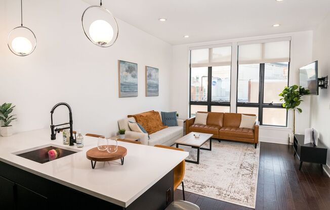 1 bed, 1 bath, 737 sqft, $1,780, Unit 501