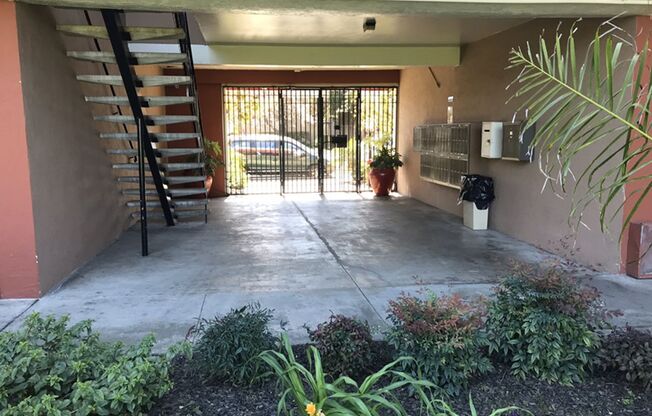 ALAMEDA PARK APARTMENTS