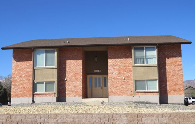 1318 HOLLAND PARK BLVD