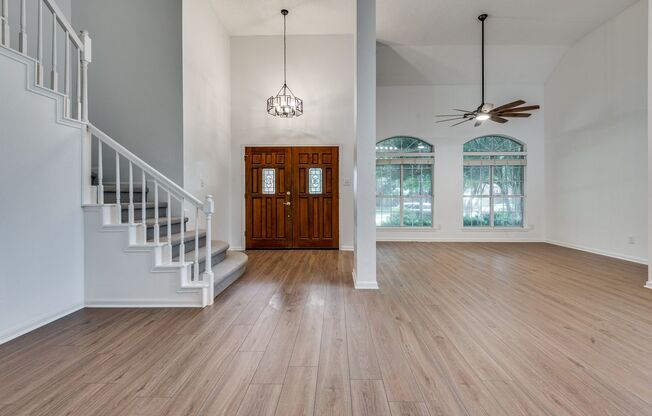 562 Mercer