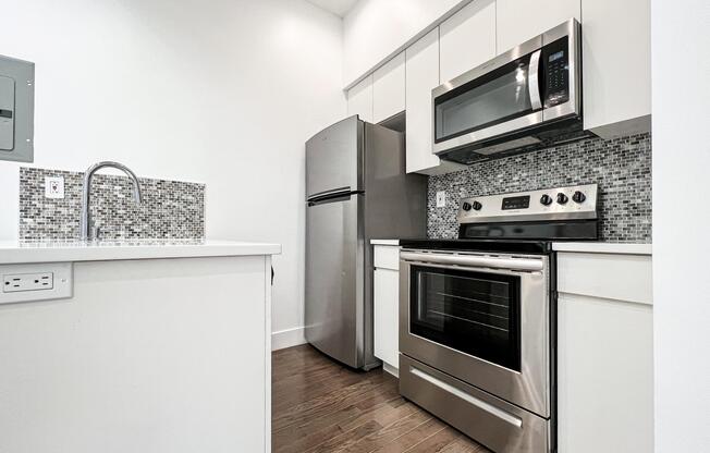 202 GREENPOINT AVE