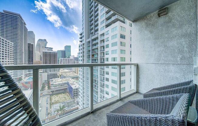 2 beds, 2 baths, 1,058 sqft, $4,000, Unit 244 Biscayne Blvd # 23-09 (A11638706)