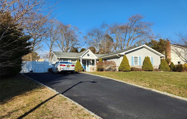 51 HOPEWELL DR