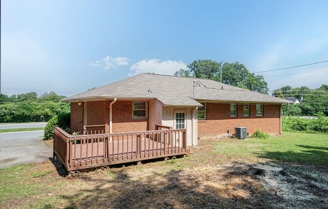 Spacious 3 Bed, 2 Bath Home with Open Floor Plan & Backyard Deck – Prime Greensboro Location!