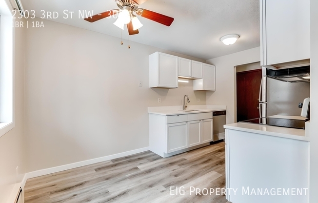 2303 3 ST NW