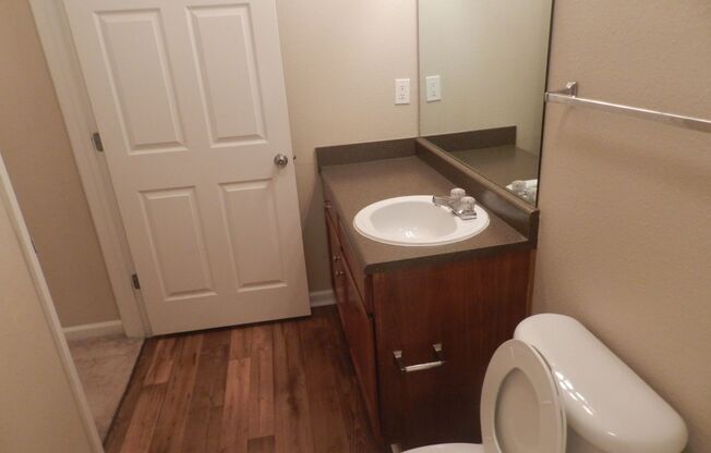 2 beds, 2 baths, 985 sqft, $1,305, Unit 1204