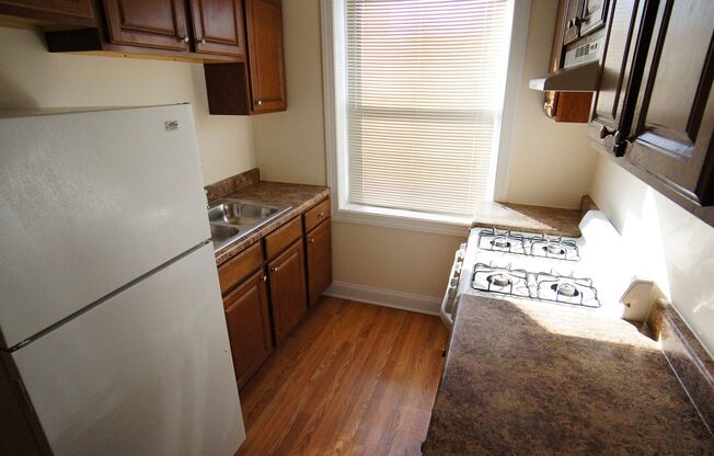 1 bed, 1 bath, 703 sqft, $2,195, Unit 201