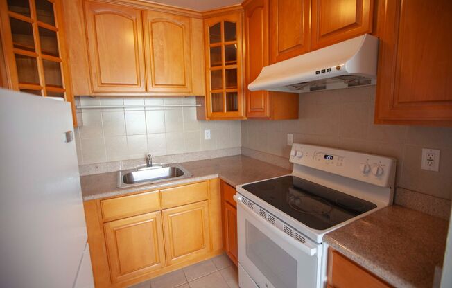 1 bed, 1 bath, $2,550, Unit #304