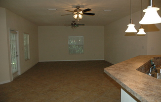 3 beds, 2 baths, $2,800