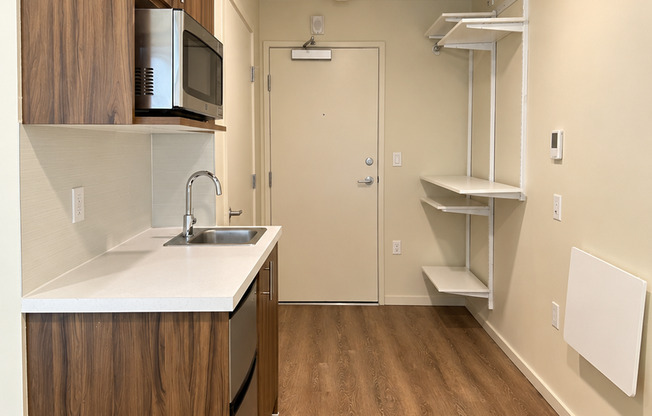 Studio, 1 bath, 180 sqft, $1,195, Unit 325-MFTE