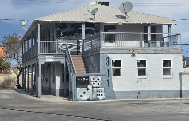 311 N 11 ST