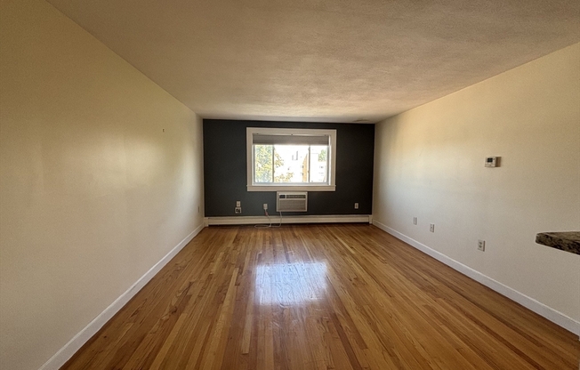 215 Massachusetts Ave